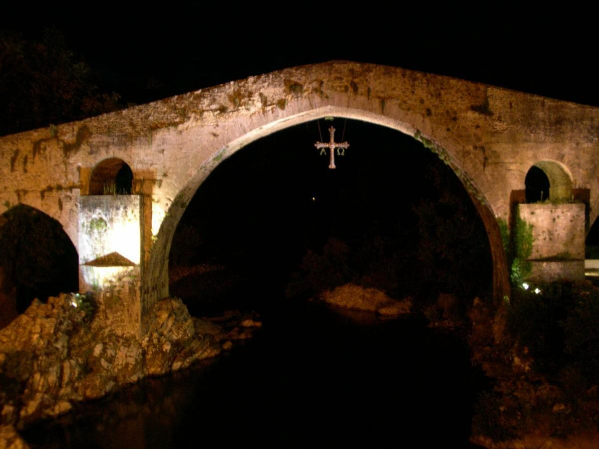 Гостьовий будинок Turismo Rural El Sidron Pilona Екстер'єр фото